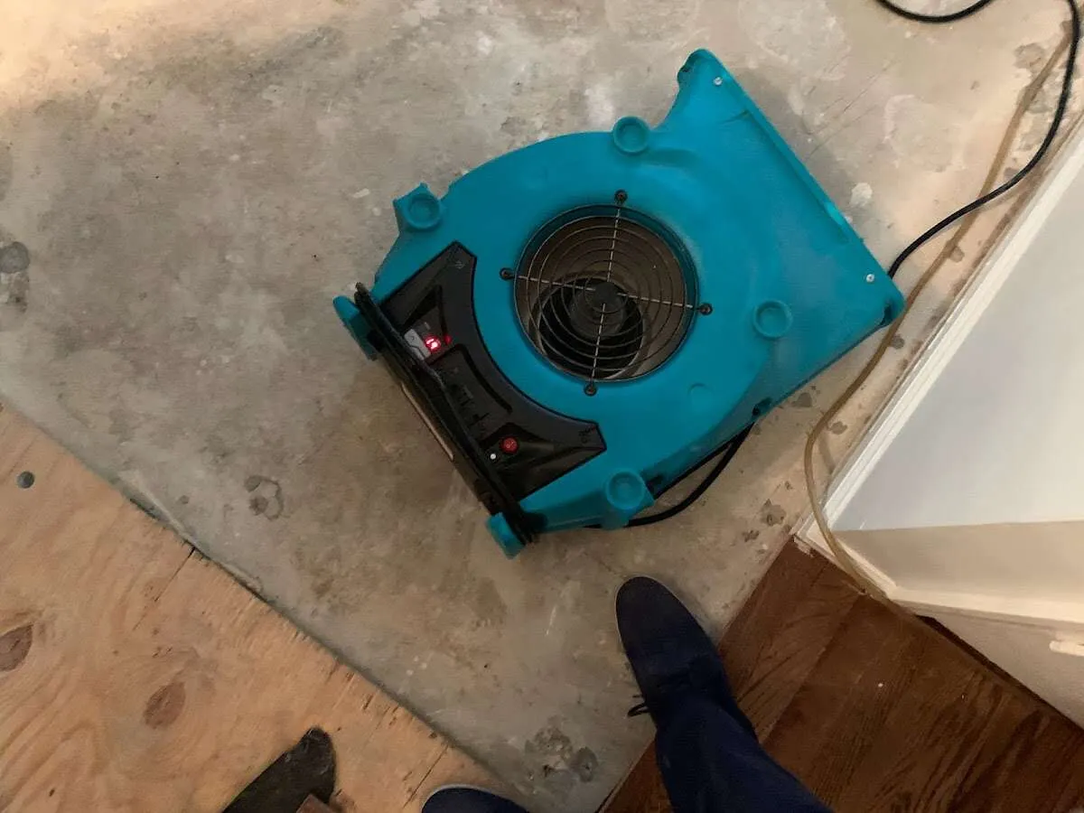 Air mover drying subfloor during Leak Detection & Repair in Truckee
